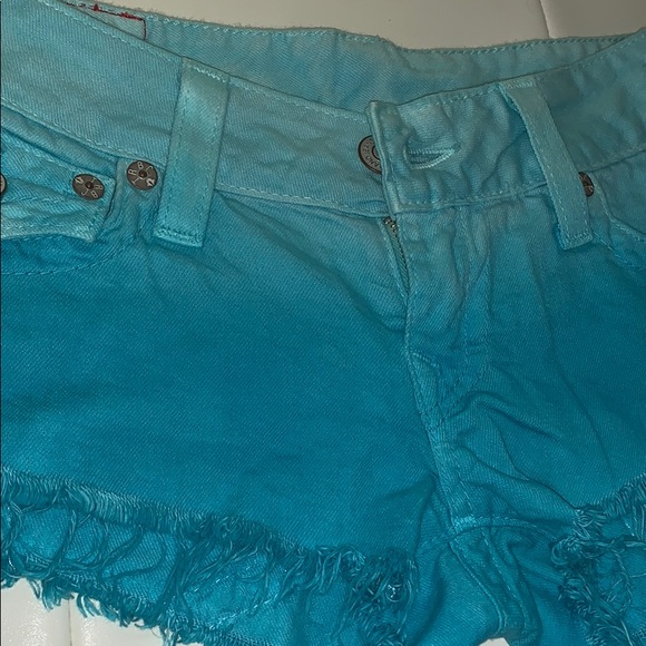 True Religion Joey Cutoff Ombré shorts ✨💫 - Picture 3 of 4